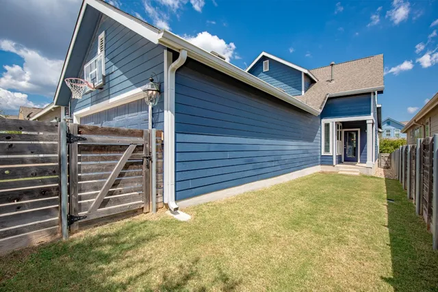 $389,000 | 5705 Baythorne Drive, Austin, TX 78747