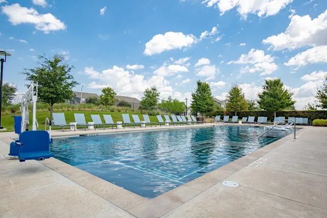 $389,000 | 5705 Baythorne Drive, Austin, TX 78747