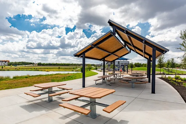 $389,000 | 5705 Baythorne Drive, Austin, TX 78747