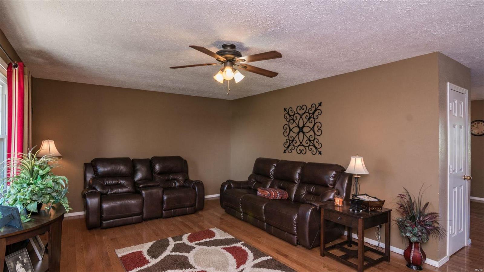 12839 Daiber Road Highland, IL 62249 - Photo 2 of 39 Gallery Image 2