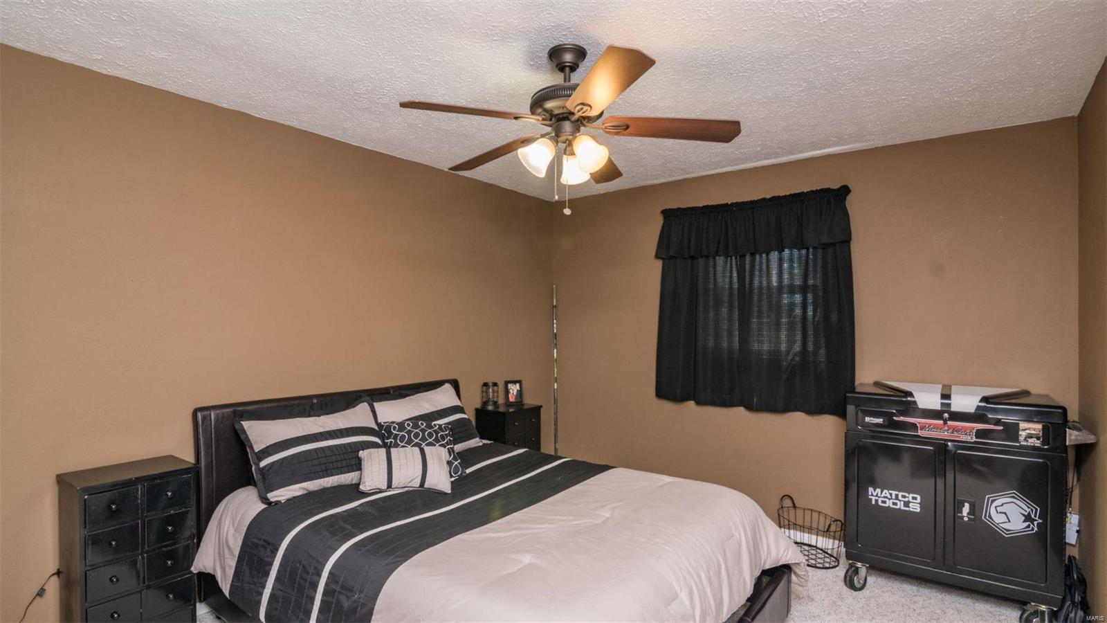 12839 Daiber Road Highland, IL 62249 - Photo 13 of 39 Gallery Image 13