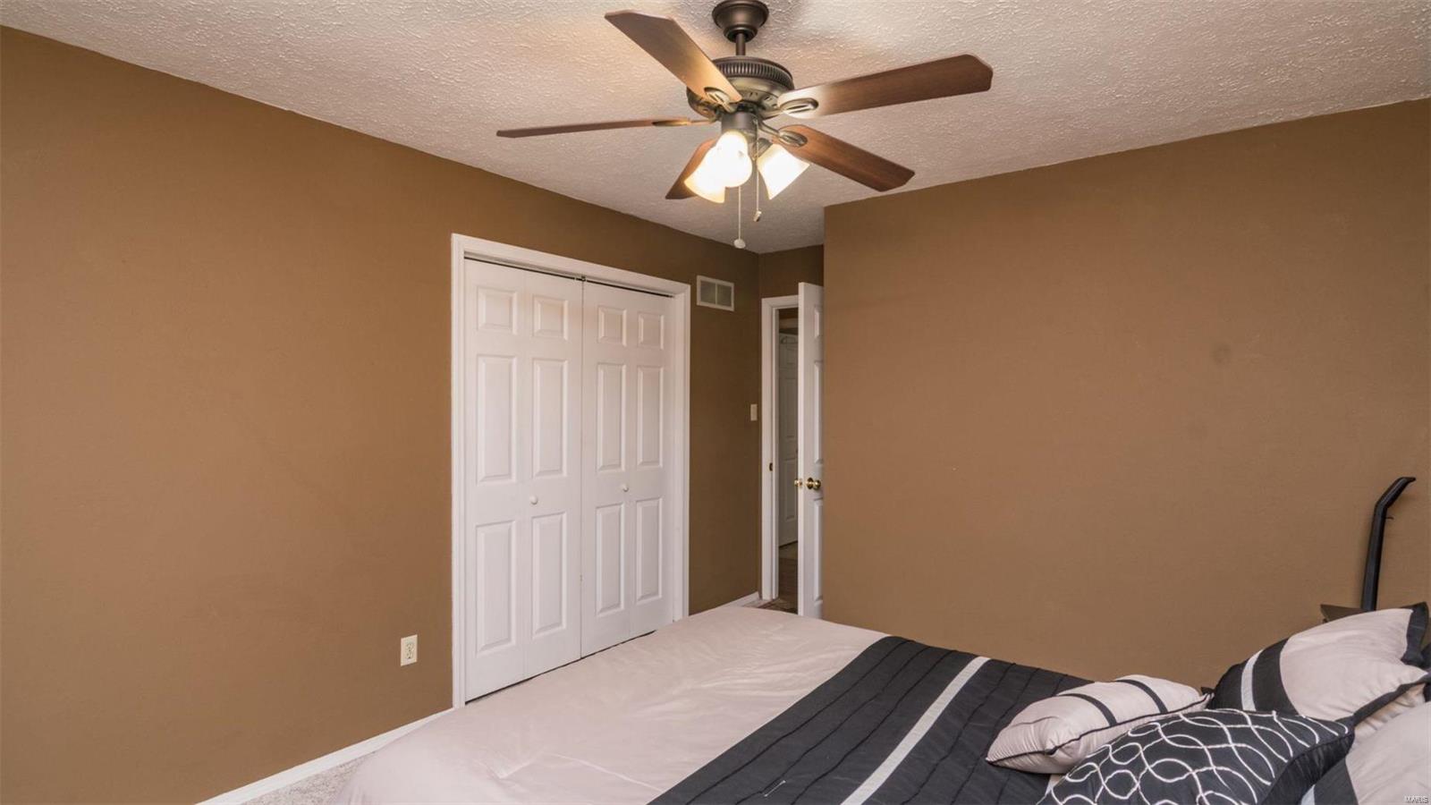 12839 Daiber Road Highland, IL 62249 - Photo 14 of 39 Gallery Image 14