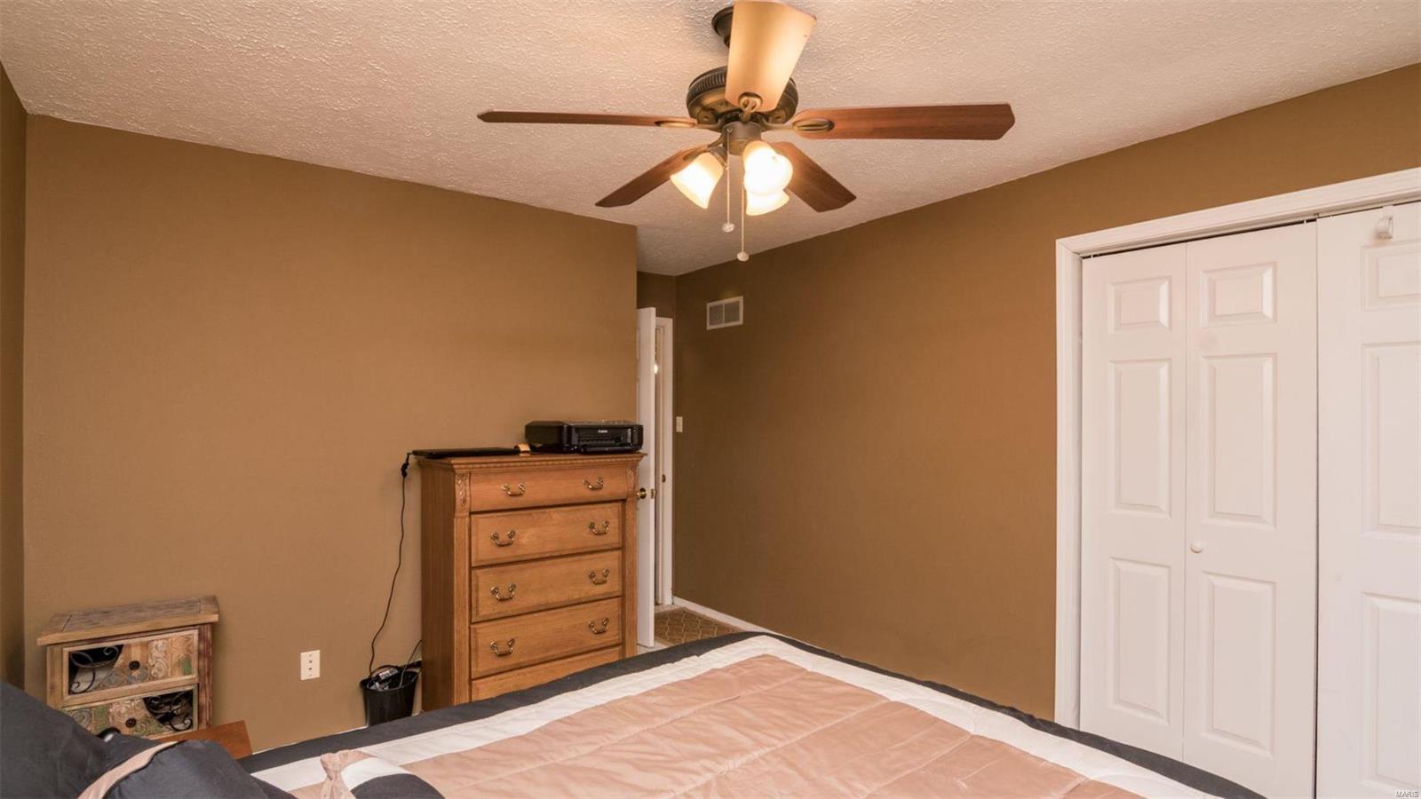 12839 Daiber Road Highland, IL 62249 - Photo 16 of 39 Gallery Image 16