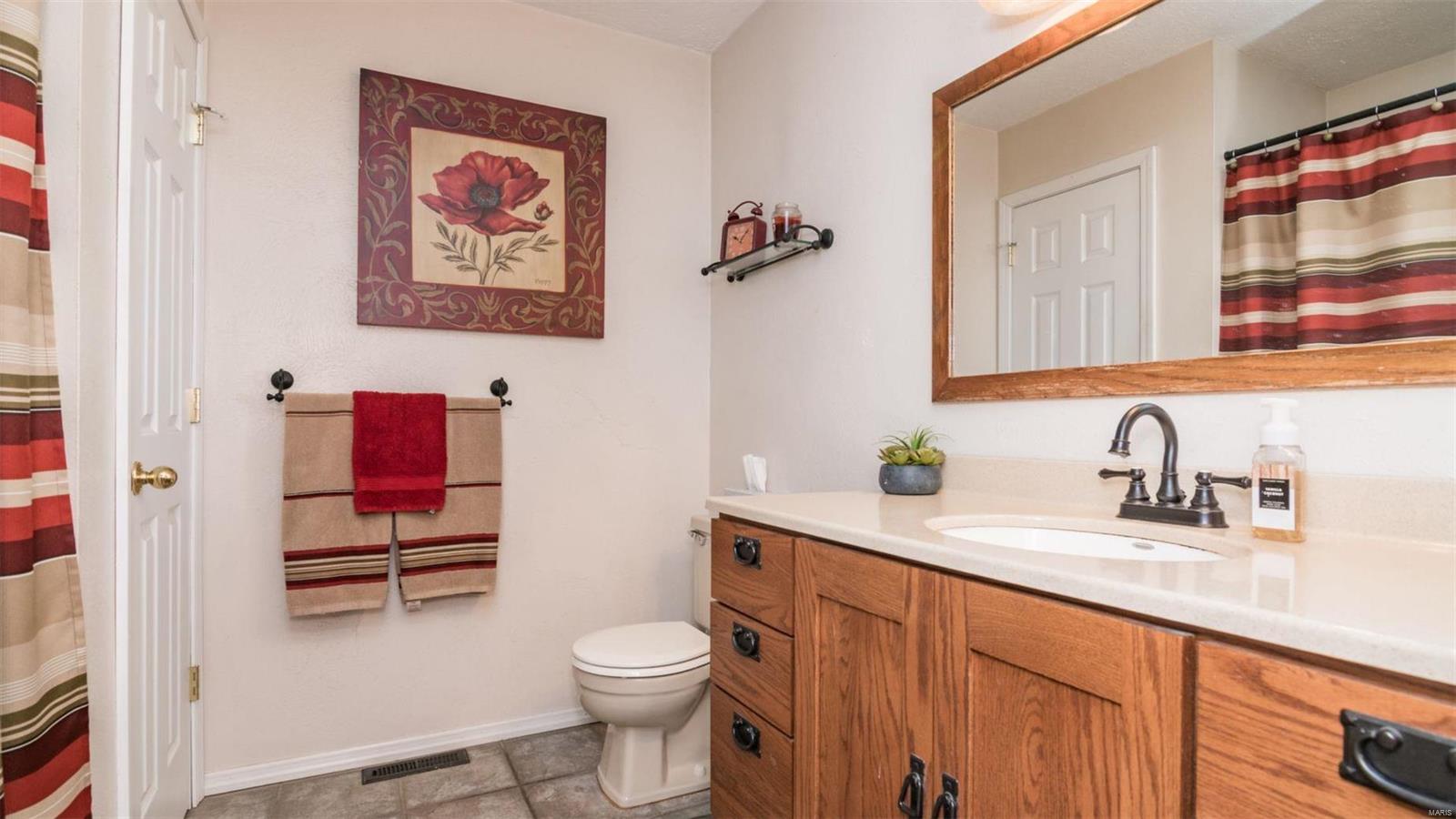 12839 Daiber Road Highland, IL 62249 - Photo 17 of 39 Gallery Image 17