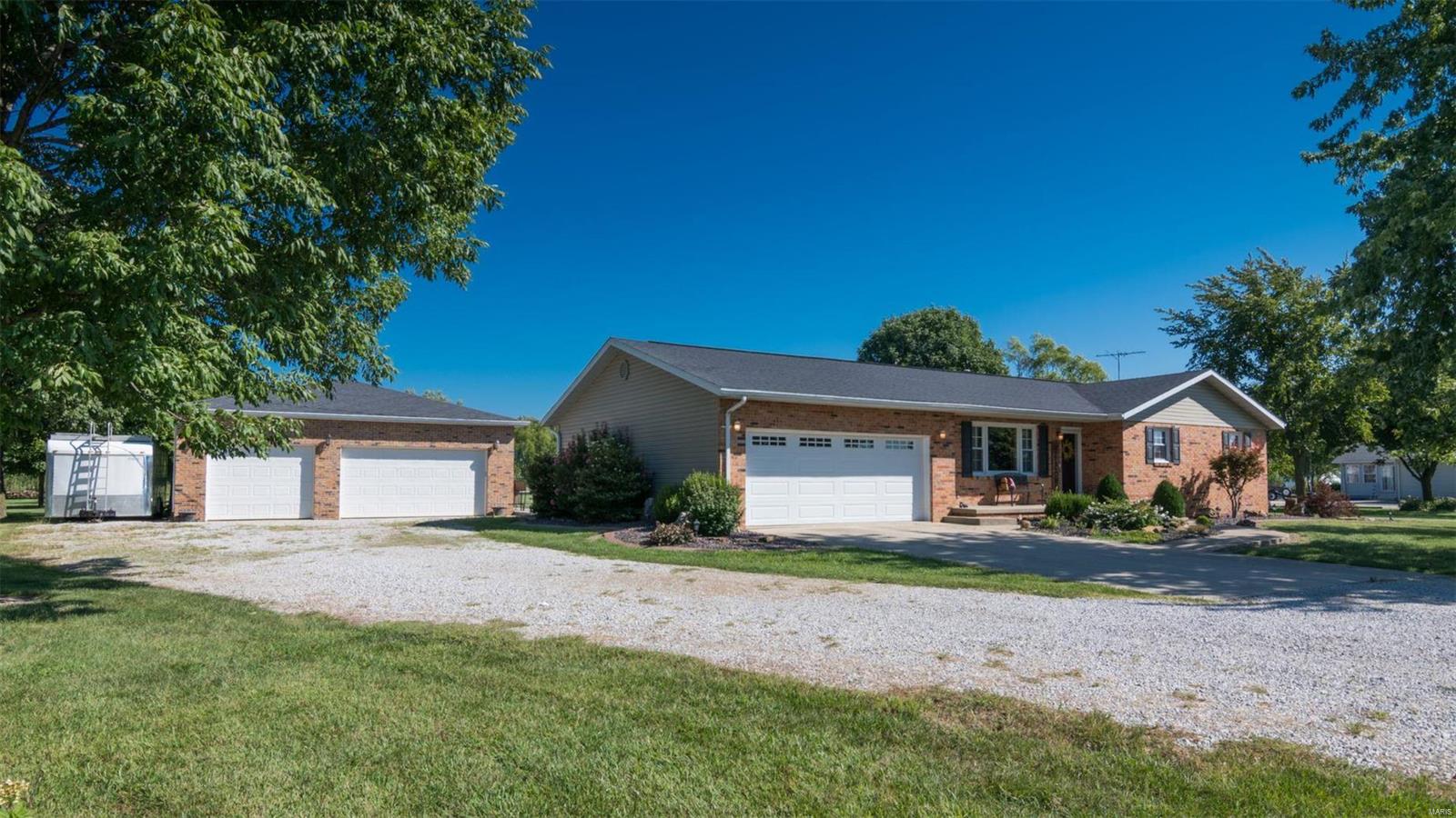 12839 Daiber Road Highland, IL 62249 - Photo 36 of 39 Gallery Image 36
