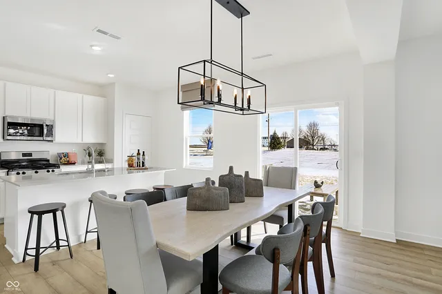 $357,740 | 2331 Fir Drive, Greenfield, IN 46140