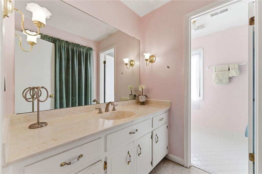 1358 Murdock Road Marietta, GA 30062 - Photo 21 of 30