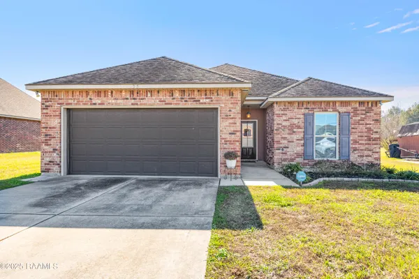 $215,000 | 8951 Rue Blanc, Abbeville, LA 70510