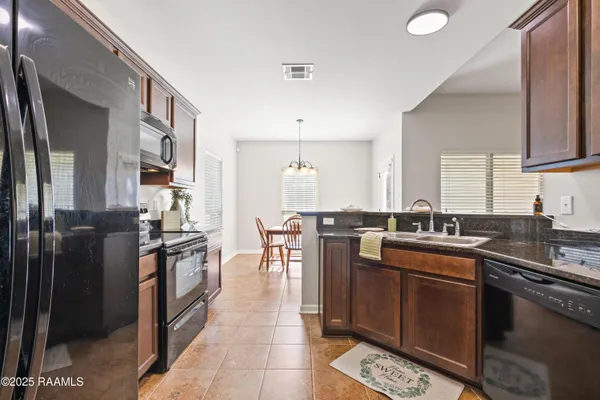 $215,000 | 8951 Rue Blanc, Abbeville, LA 70510