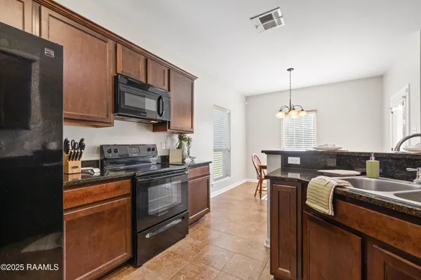 $215,000 | 8951 Rue Blanc, Abbeville, LA 70510