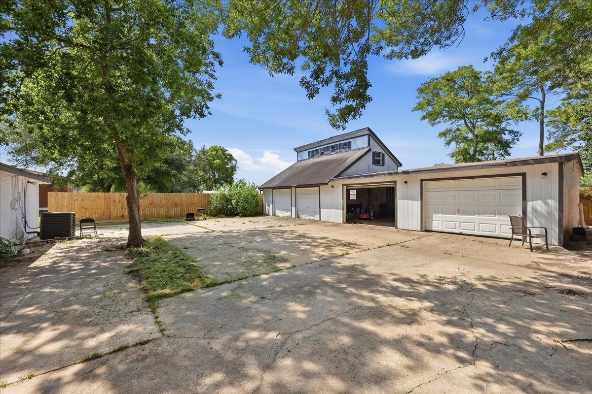 8722 Holmes Road Nederland, TX 77627 - Photo 34 of 38 Gallery Image 34