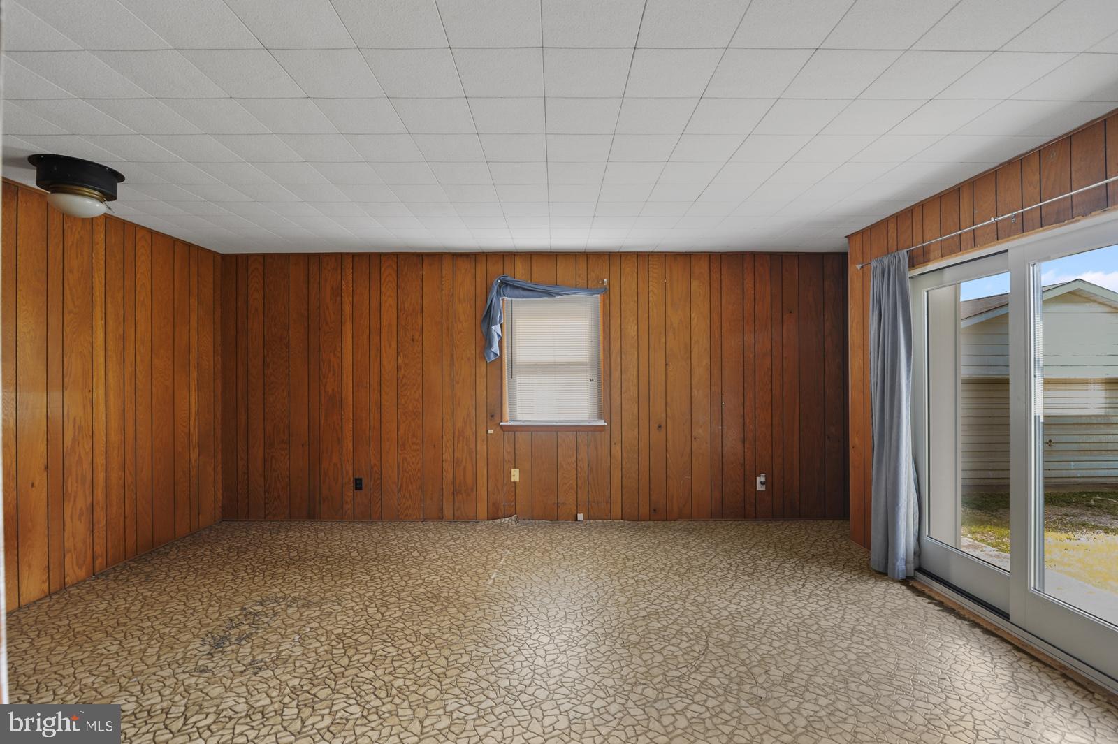 679 Pickering Beach Road Dover, DE 19901 - Photo 27 of 30 Bonus room with slider
