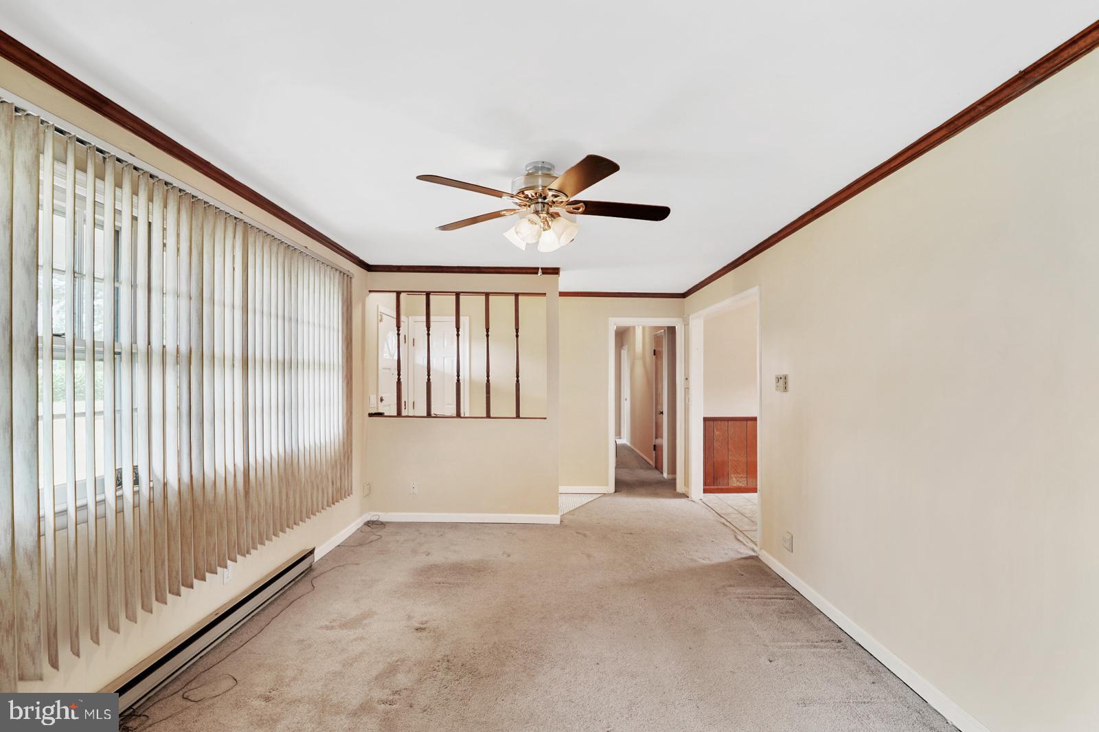 679 Pickering Beach Road Dover, DE 19901 - Photo 9 of 30 Living room