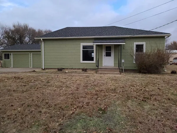 $139,000 | 1015 West 16th Street, Wellington, KS 67152
