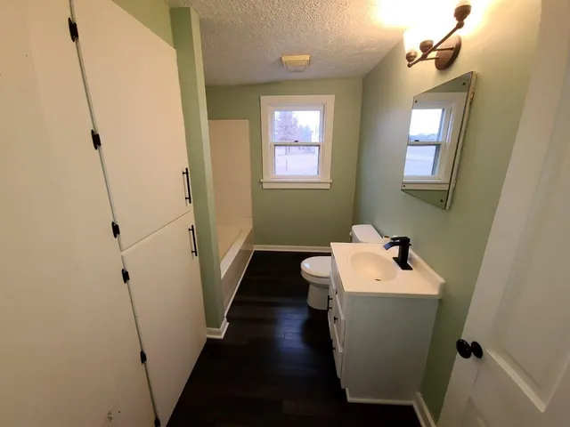 $139,000 | 1015 West 16th Street, Wellington, KS 67152