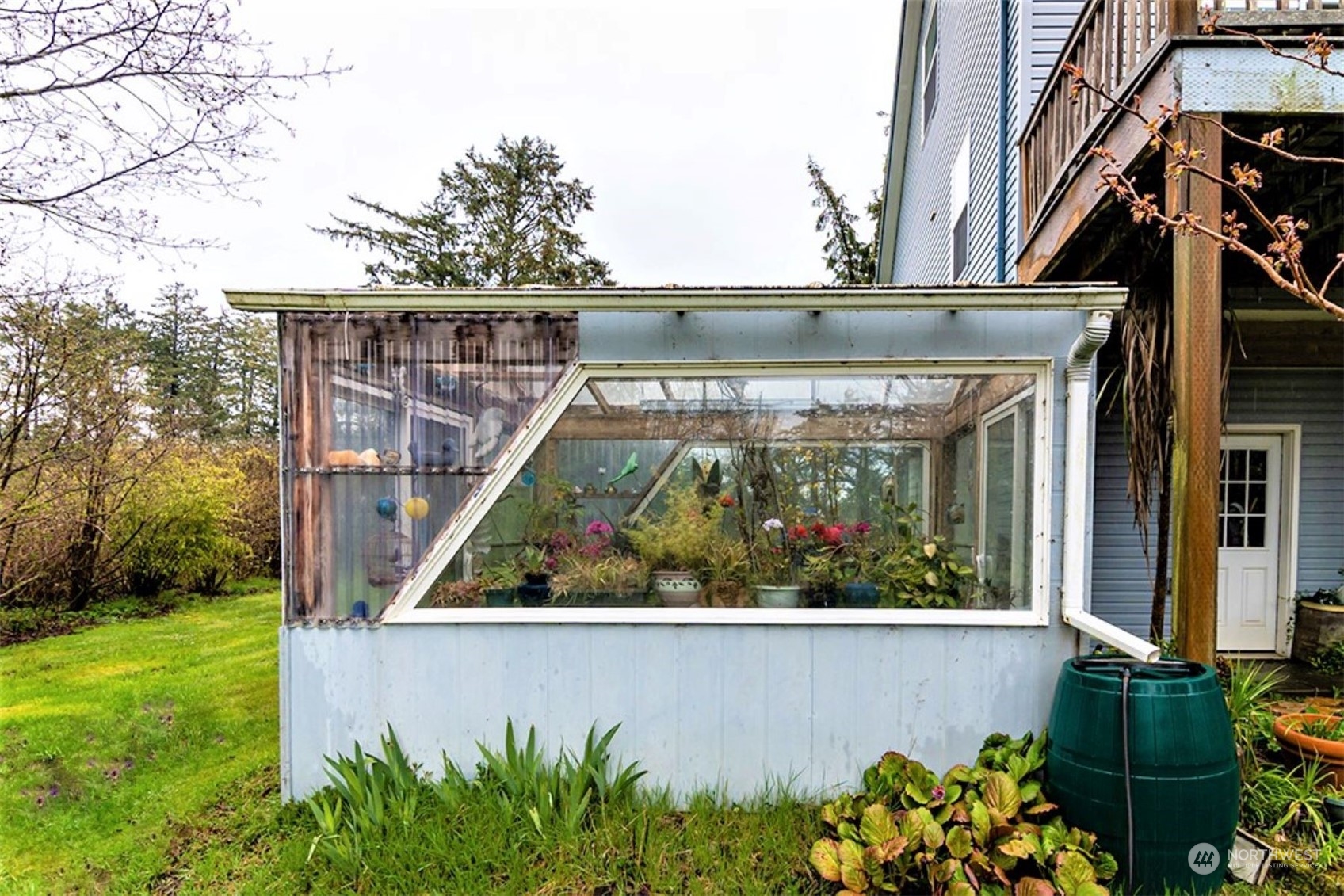 11 Condra Road Copalis Beach, WA 98535 - Photo 18 of 24 a view of balcony with flower plants