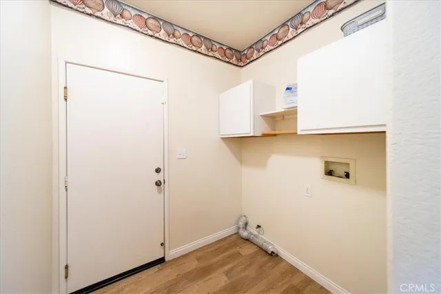 a view of utility room