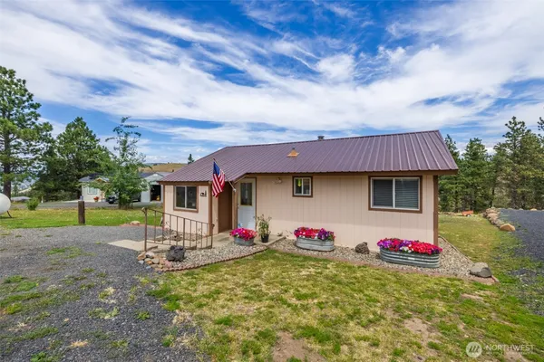 $299,000 | 270 Ridge Loop Road, Cle Elum, WA 98922