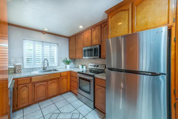 $465,000 | 2820 Finlandia Avenue, Modesto, CA 95358