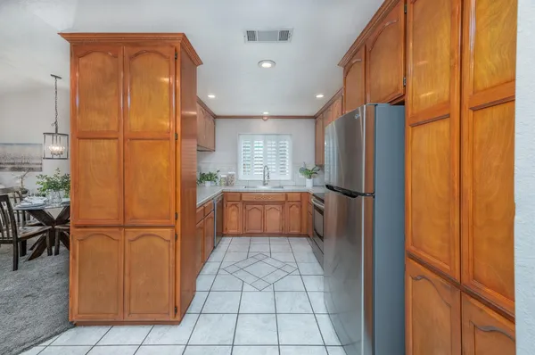 $465,000 | 2820 Finlandia Avenue, Modesto, CA 95358