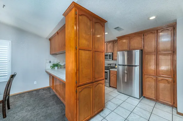 $465,000 | 2820 Finlandia Avenue, Modesto, CA 95358