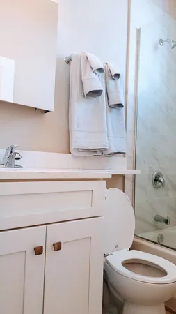 $1,195 | 1409 West Diversey Parkway, Unit 106, Chicago, IL 60614
