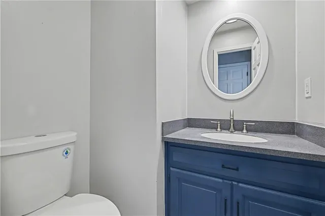 $435,000 | 8033 Hall Street, Lenexa, KS 66219