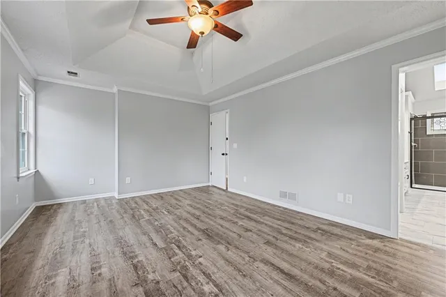 $435,000 | 8033 Hall Street, Lenexa, KS 66219