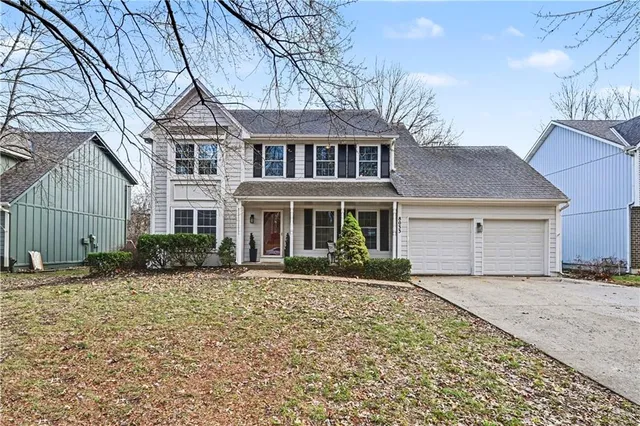 $435,000 | 8033 Hall Street, Lenexa, KS 66219