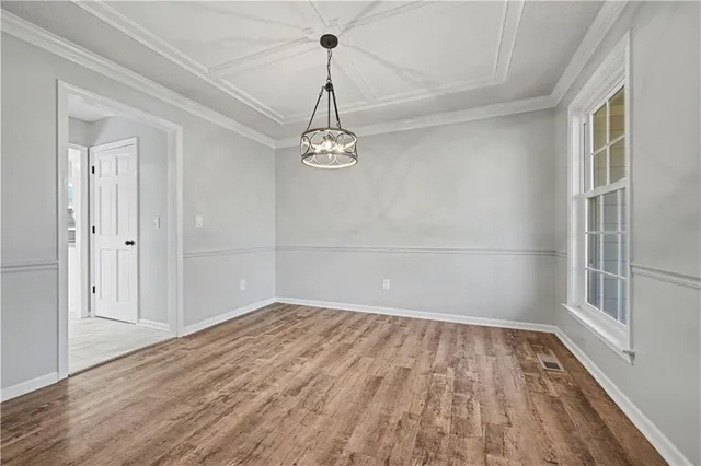 $435,000 | 8033 Hall Street, Lenexa, KS 66219