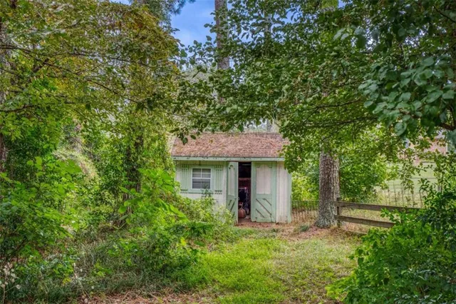 $389,900 | 2173 Timber Lane, Snellville, GA 30078