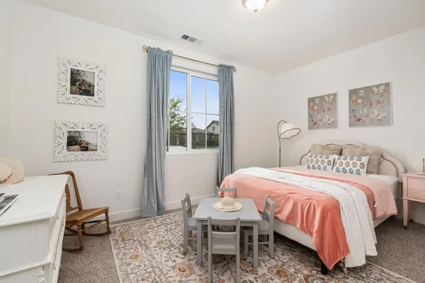 $659,000 | 3428 North Crenshaw Court, Visalia, CA 93291