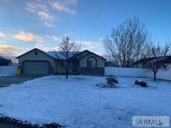 $429,000 | 5 North Oak Circle, Rigby, ID 83442