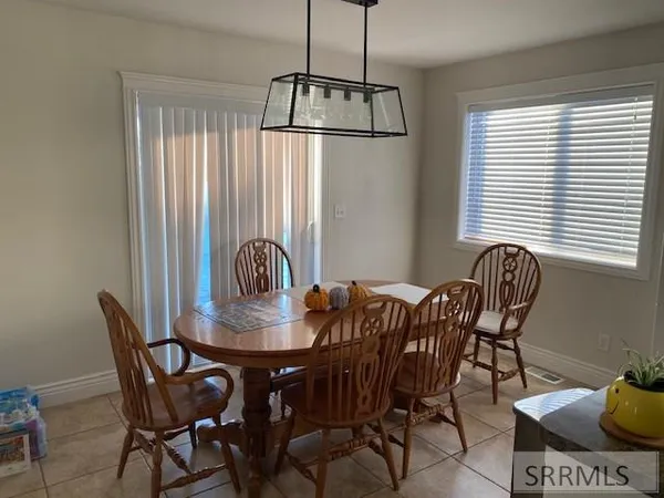 $429,000 | 5 North Oak Circle, Rigby, ID 83442