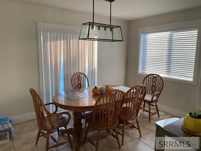 $429,000 | 5 North Oak Circle, Rigby, ID 83442