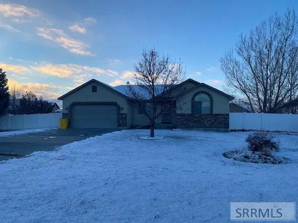 $429,000 | 5 North Oak Circle, Rigby, ID 83442