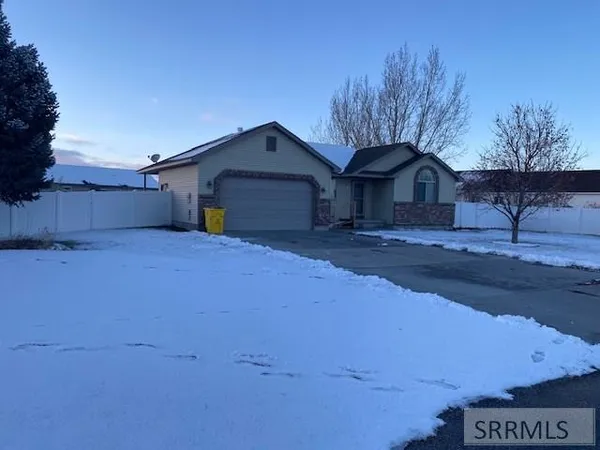 $429,000 | 5 North Oak Circle, Rigby, ID 83442