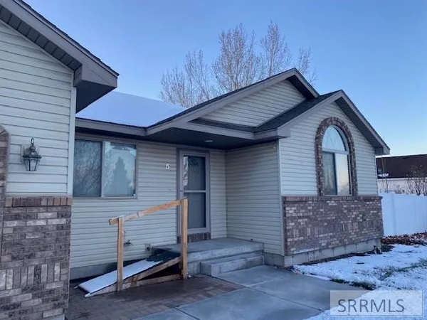 $429,000 | 5 North Oak Circle, Rigby, ID 83442