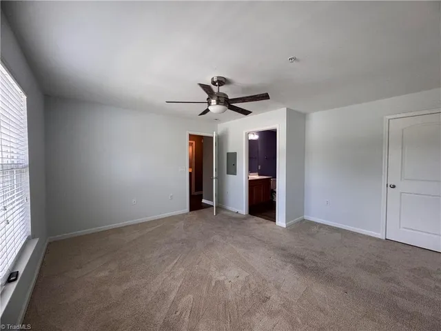 $1,375 | 7106 West Friendly Avenue, Unit 207, Greensboro, NC 27410