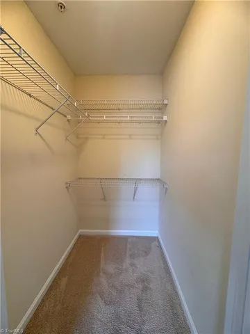 $1,375 | 7106 West Friendly Avenue, Unit 207, Greensboro, NC 27410