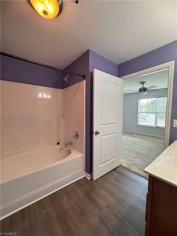 $1,375 | 7106 West Friendly Avenue, Unit 207, Greensboro, NC 27410