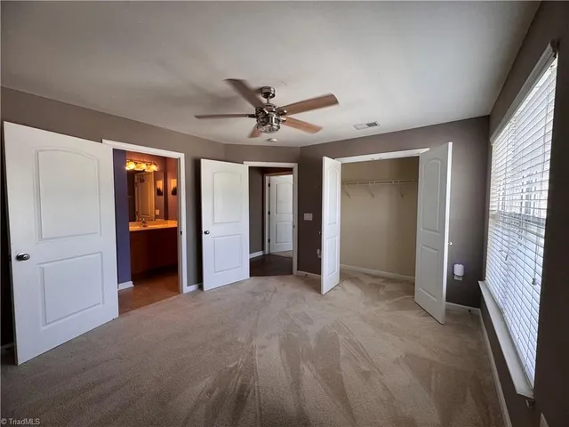 $1,375 | 7106 West Friendly Avenue, Unit 207, Greensboro, NC 27410