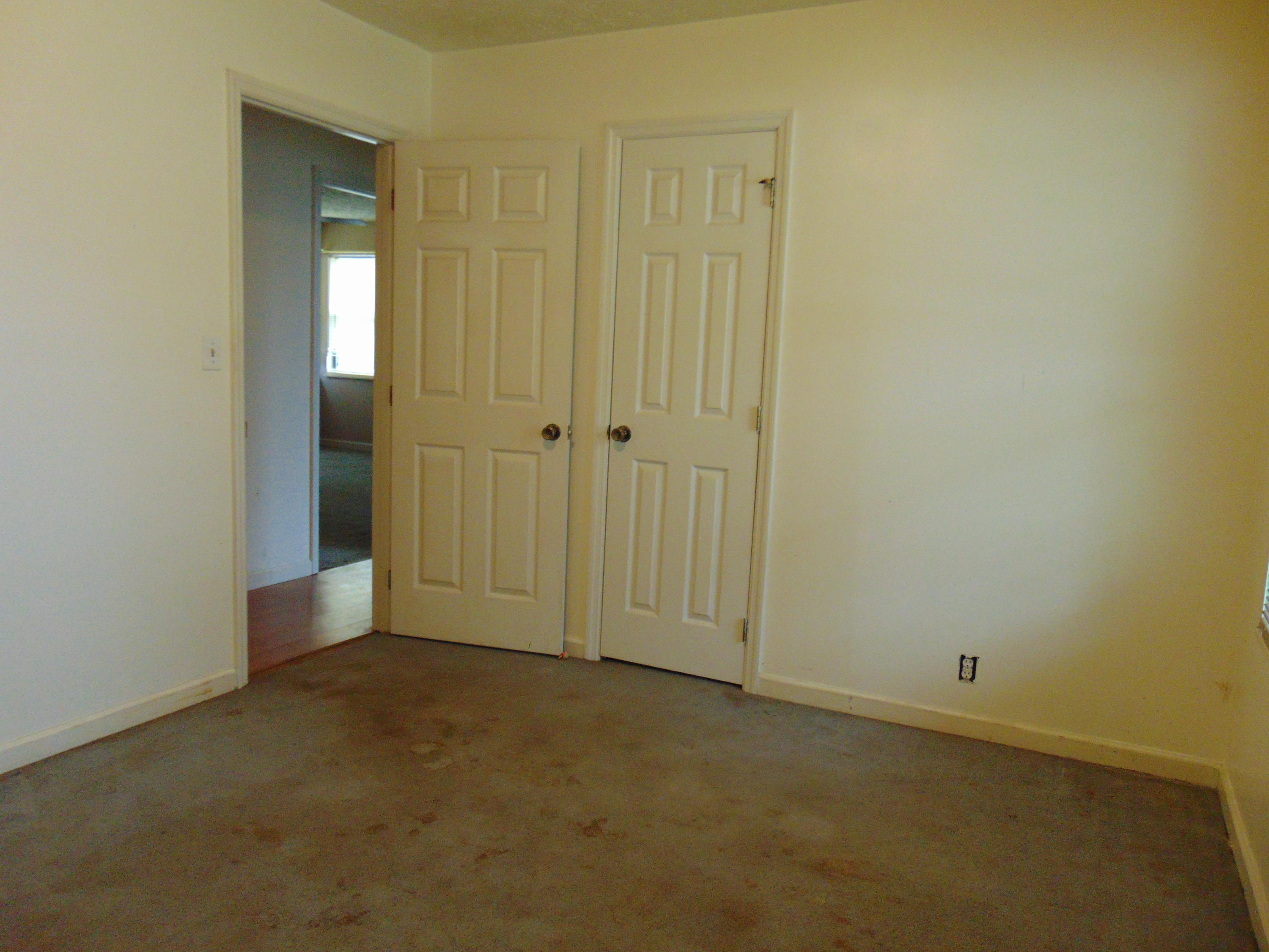 121 Pheasant Road Clinton, TN 37716 - Photo 21 of 26 DSC02690