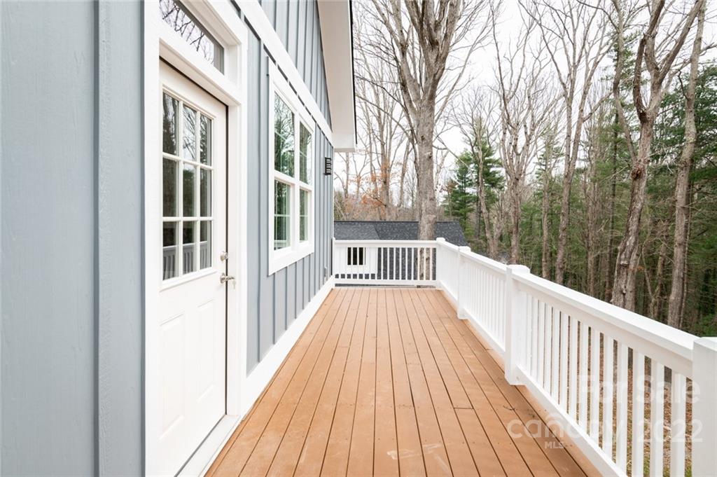 298 Pritchard Road Candler, NC 28715 - Photo 8 of 47 Gallery Image 8