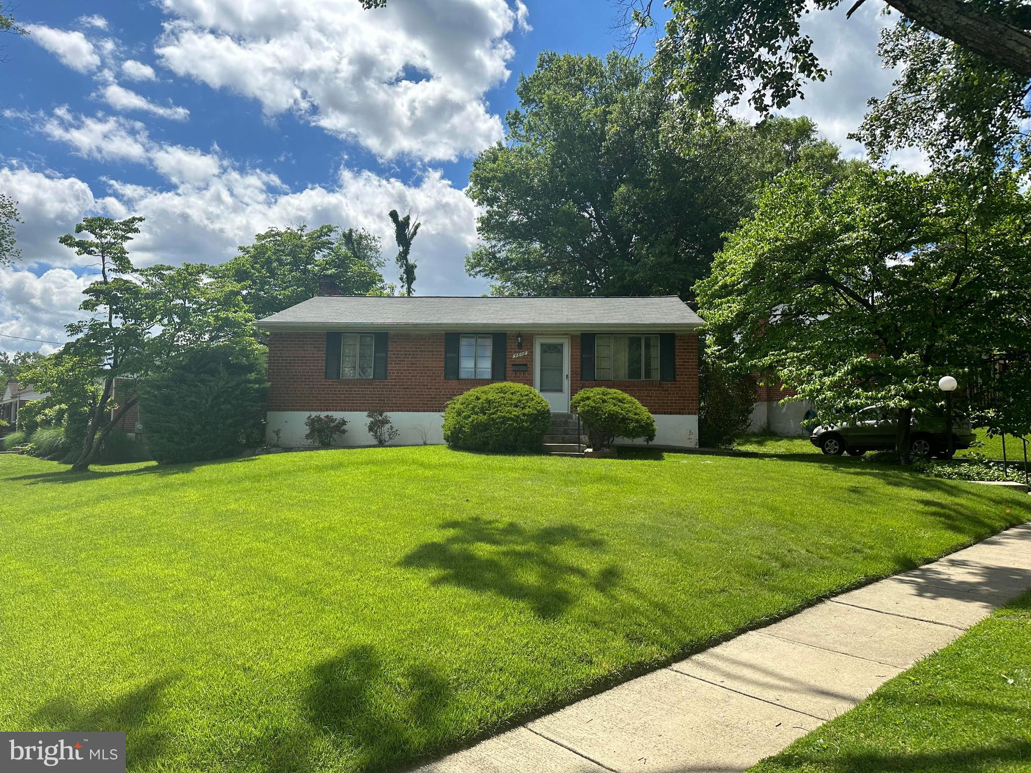 4808 Macon Road Rockville, MD 20852 - Photo 1 of 22