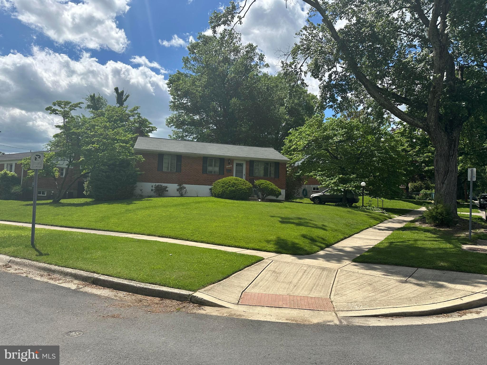 4808 Macon Road Rockville, MD 20852 - Photo 5 of 22