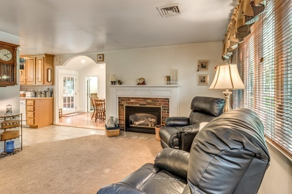 4 Maple Street Shirley, MA 01464 - Photo 11 of 26 Gallery Image 11