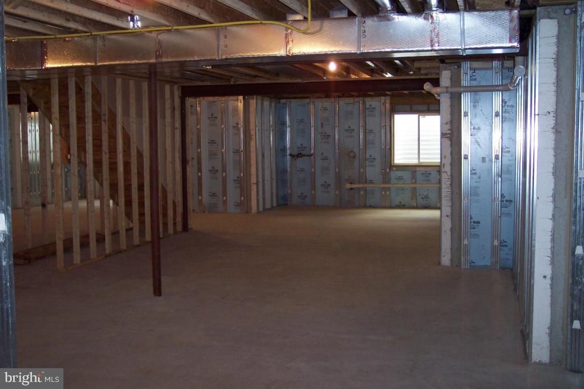 908 Sloan Street, Unit 55 Lititz, PA 17543 - Photo 15 of 18 Gallery Image 15