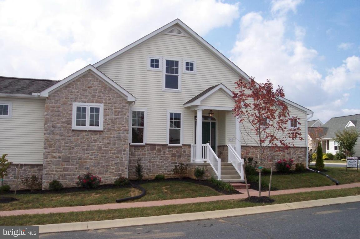 908 Sloan Street, Unit 55 Lititz, PA 17543 - Photo 2 of 18 Gallery Image 2