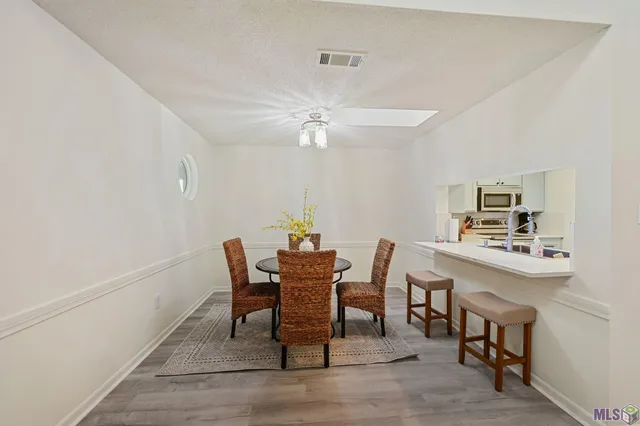 $219,900 | 3330 Willard Street, Unit 204, Baton Rouge, LA 70802